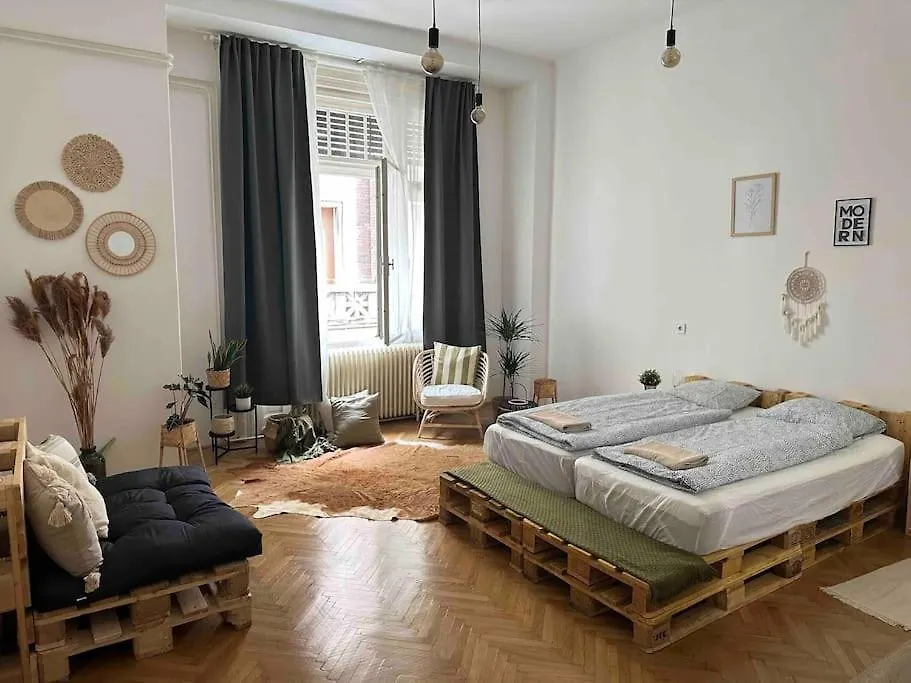 Baross Apartment Budapest 0*,  Hungary